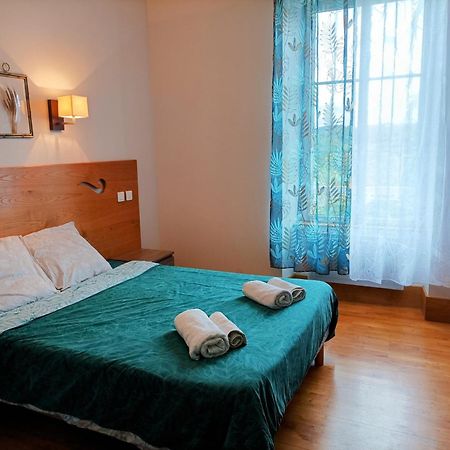 Auberge De Mourjou Eksteriør bilde