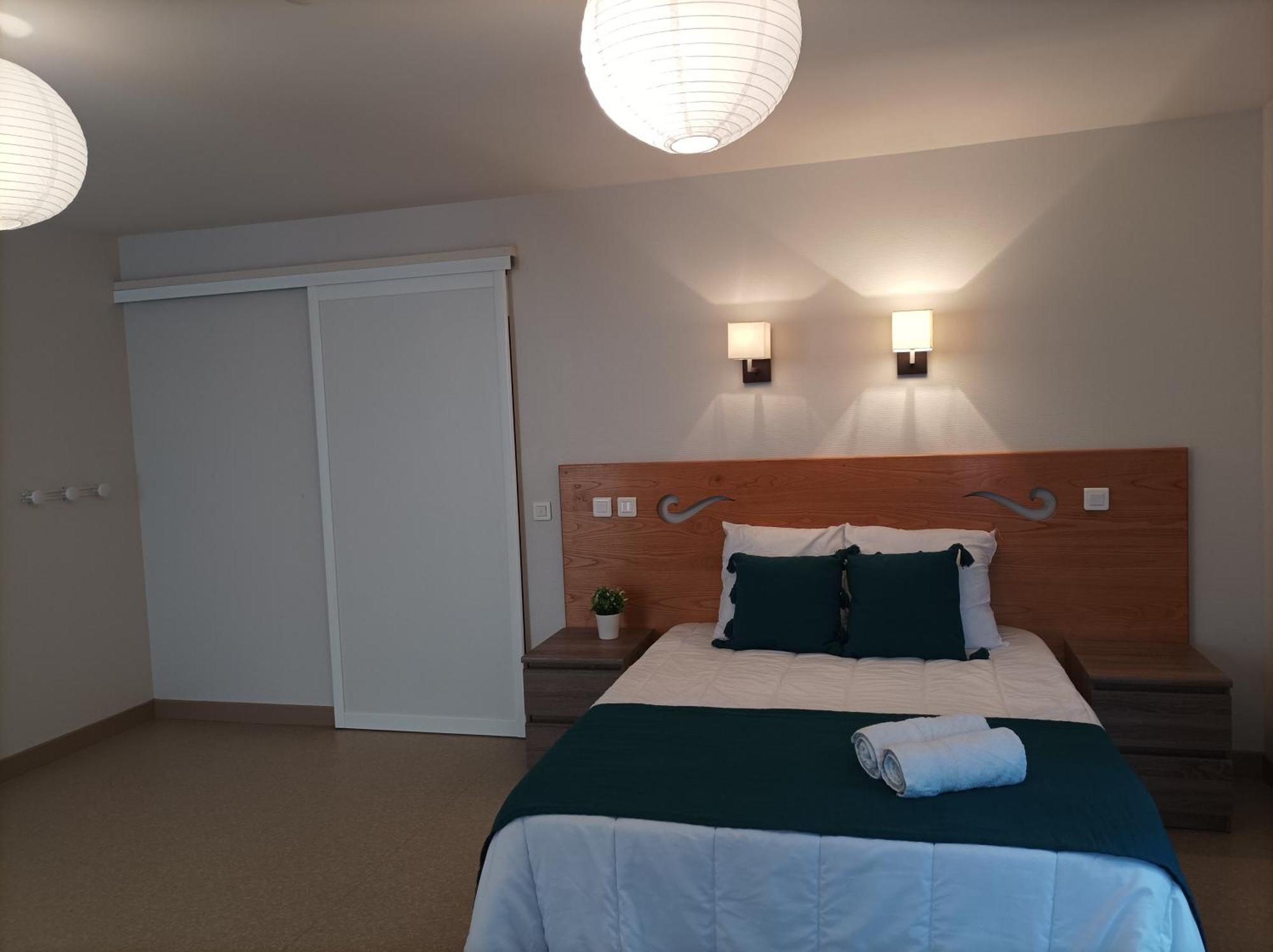 Auberge De Mourjou Eksteriør bilde