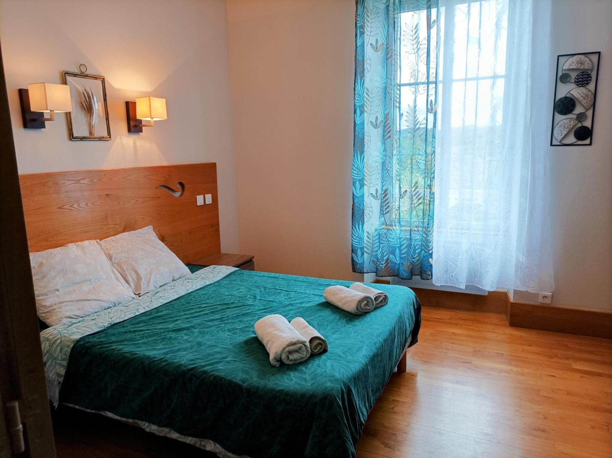 Auberge De Mourjou Eksteriør bilde